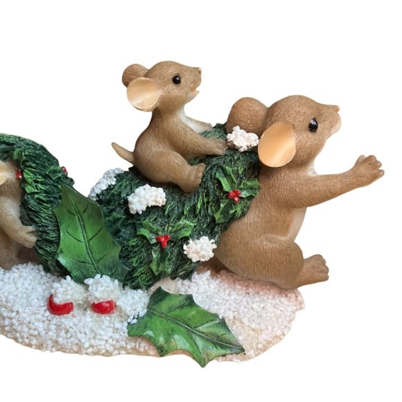 CHARMING TAILS BY FITZ & FLOYD FIGURINE "BRINGING HOME THE TREE" HOLIDAYS - Picture 6 of 15